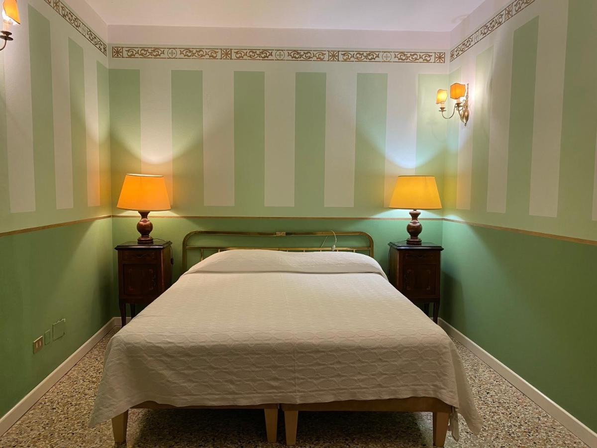 Ca Arsenale Apartment Venice Luaran gambar